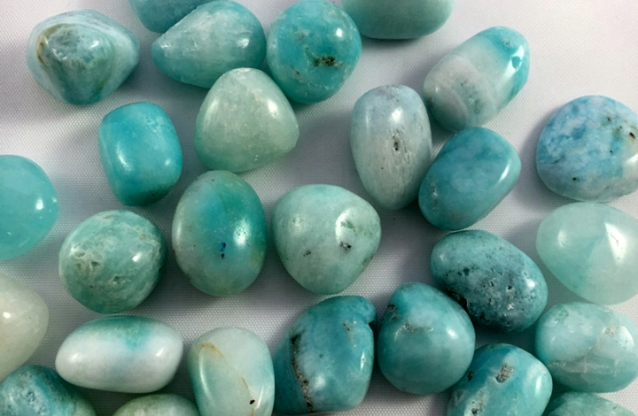 Facts About Blue Aragonite: Meanings, Properties, and Benefits