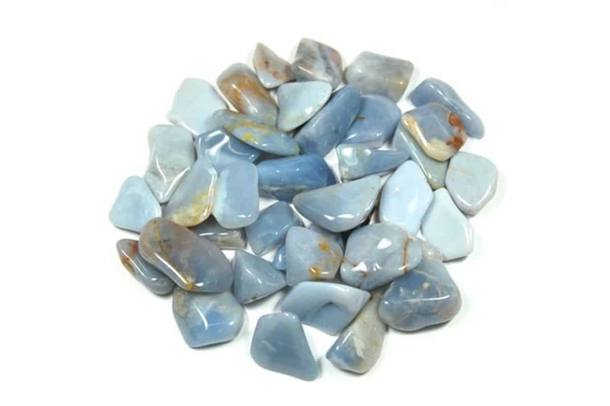 Facts About Blue-Chalcedony: Meanings, Properties, and Benefits