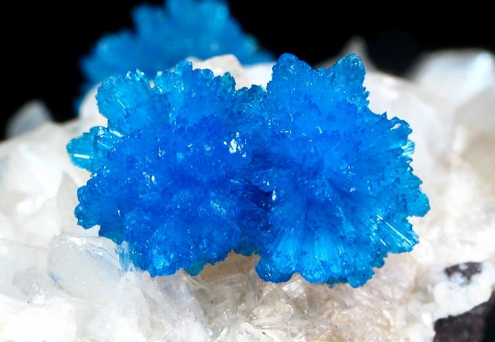Facts About Cavansite: Meanings, Properties, and Benefits