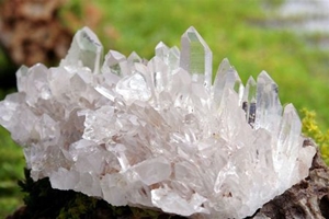 cluster-crystal