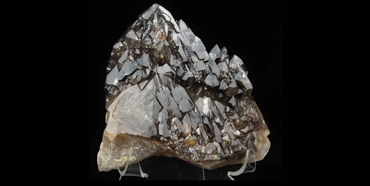 Facts About Elestial Quartz: Meanings, Properties, and Benefits