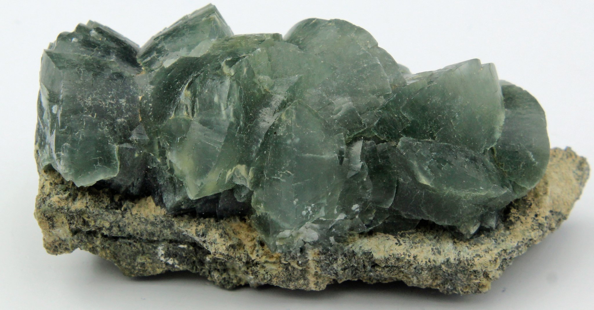 Facts About Fluorapatite: Meaning, Properties, and Benefits