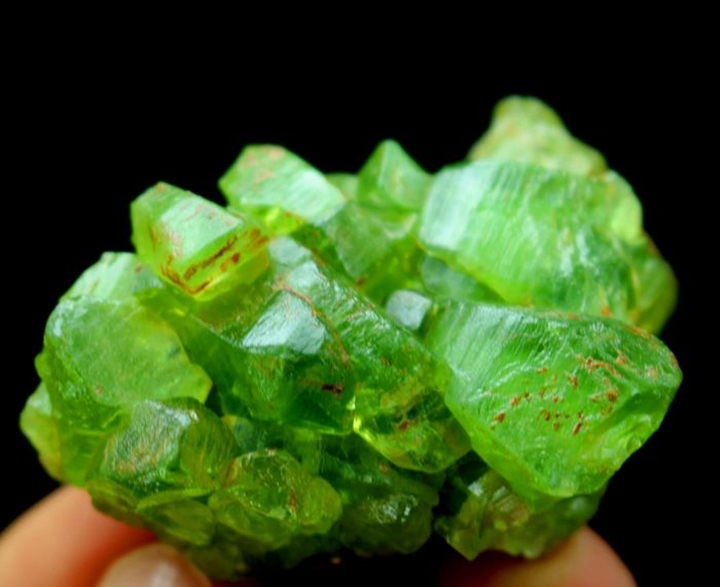 Facts About Peridot: Meanings, Properties, and Benefits
