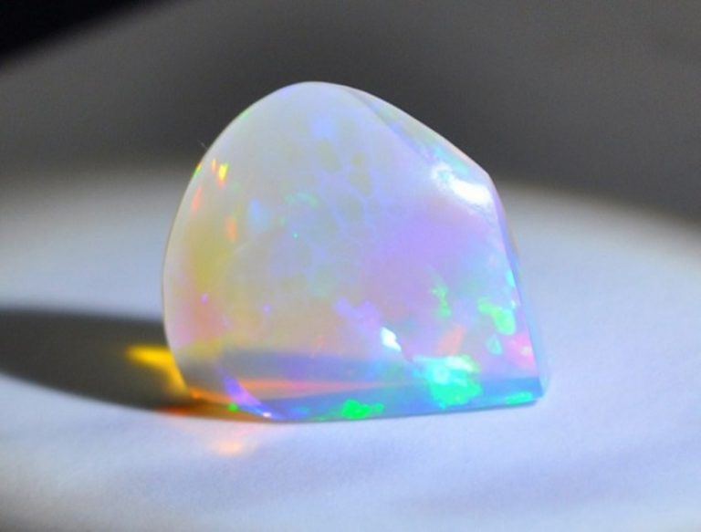 Aurora Crystal: Meanings, Properties, and Benefits
