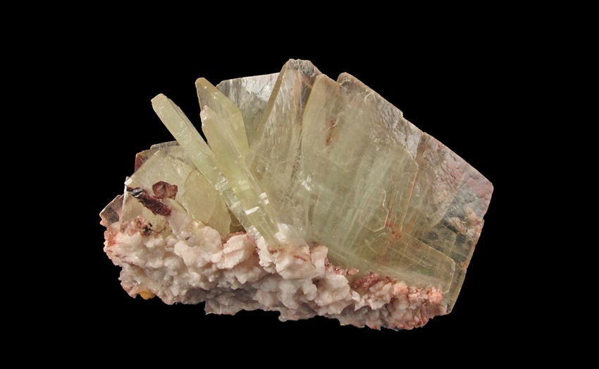 Baryte: Meanings, Properties, and Benefits