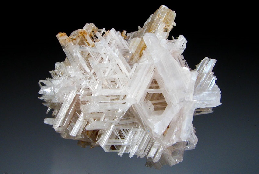 Cerussite: Meanings, Properties, and Benefits