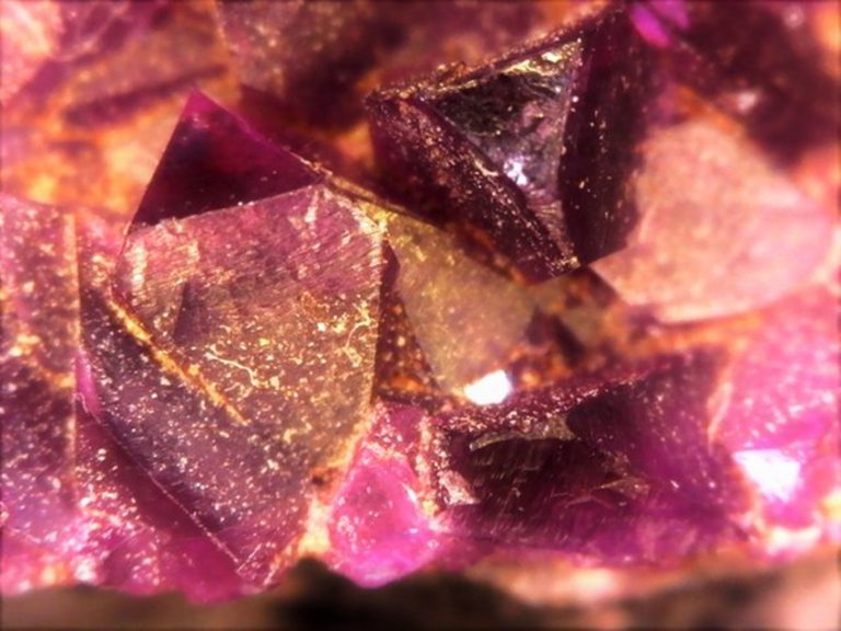 Kammererite Stone: Meanings, Properties, and Benefits