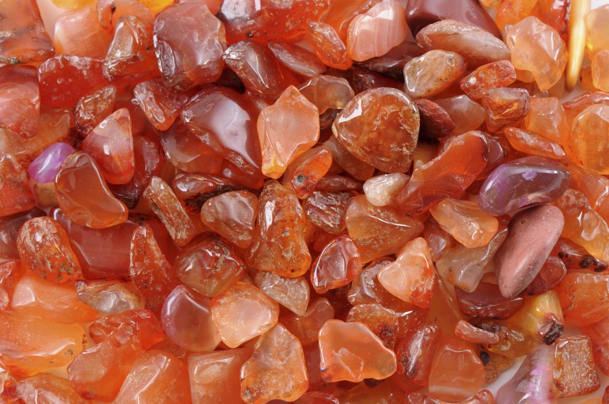 Facts About Carnelian Gemstone: Meanings, Properties, and Benefits
