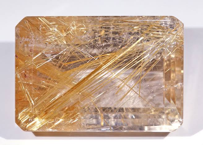 Facts About Gold Rutilated Quartz: Meanings, Properties, and Benefits