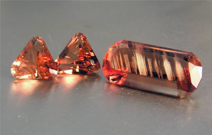 Facts About Red Sunstone: Meanings, Properties, and Benefits