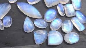 The Health Benefits and Healing Properties of the June Birthstone