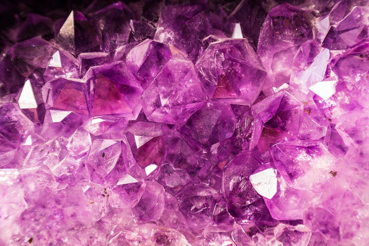Amethyst – Meaning, Healing Power, Properties, Benefits and More!