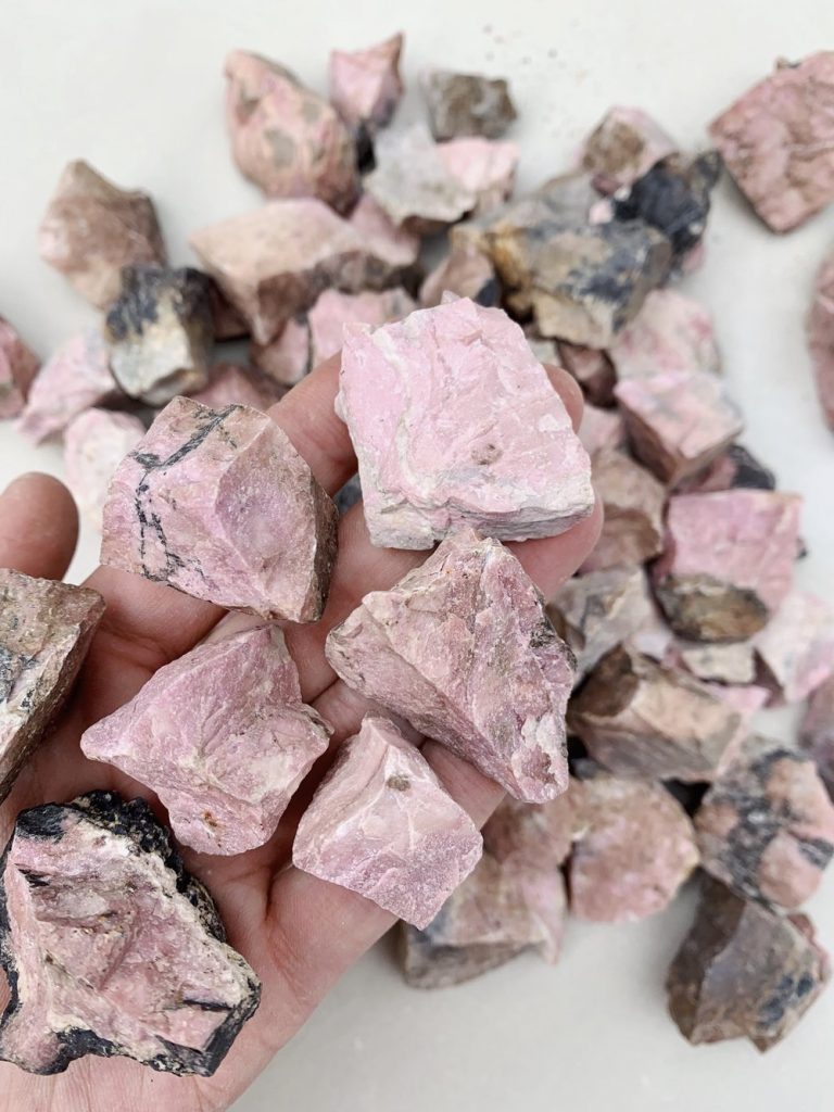 crystal combinations for rhodonite