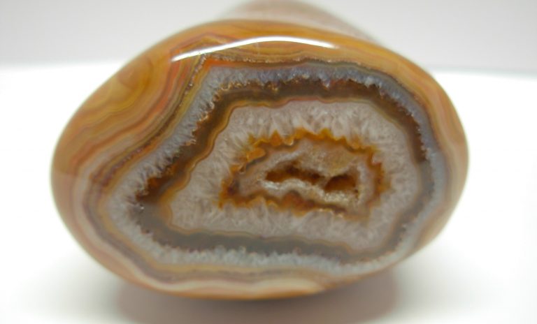 crystals for healing ametropia