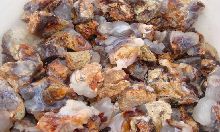 Crystals For Healing Conjunctivitis