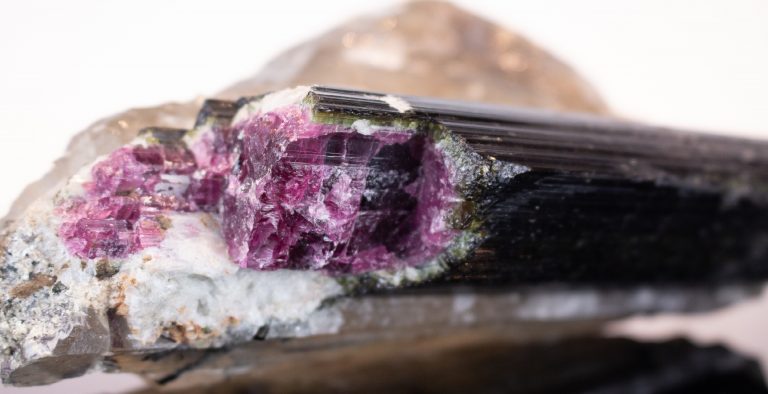 crystals for healing heart problems