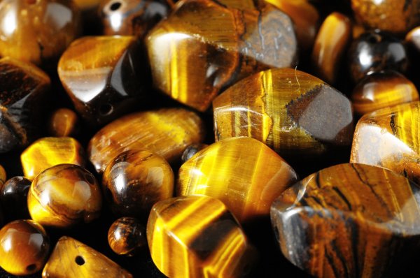 Facts About Tiger’s Eye: Meanings, Properties, and Benefits