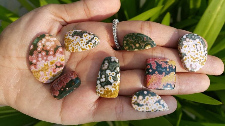 crystals for healing middle ear inflammation