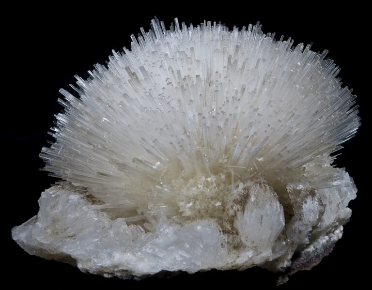 The Power of Natrolite and Scolecite
