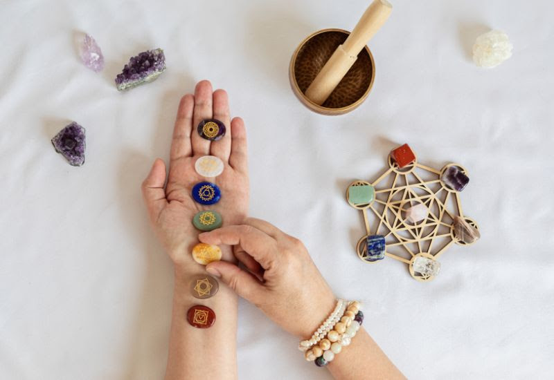 Complete Guide to Best Crystals for Each Chakra
